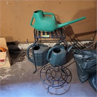 G401 Water cans and 2 plant stands