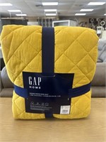 Gap King Size Yellow Washed Fray Edge Quilt