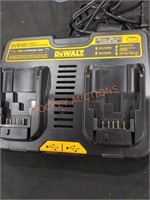 DeWalt 12v-20v Jobsite Charging Station