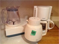 coffeemaker, coffee warmer pot, blender