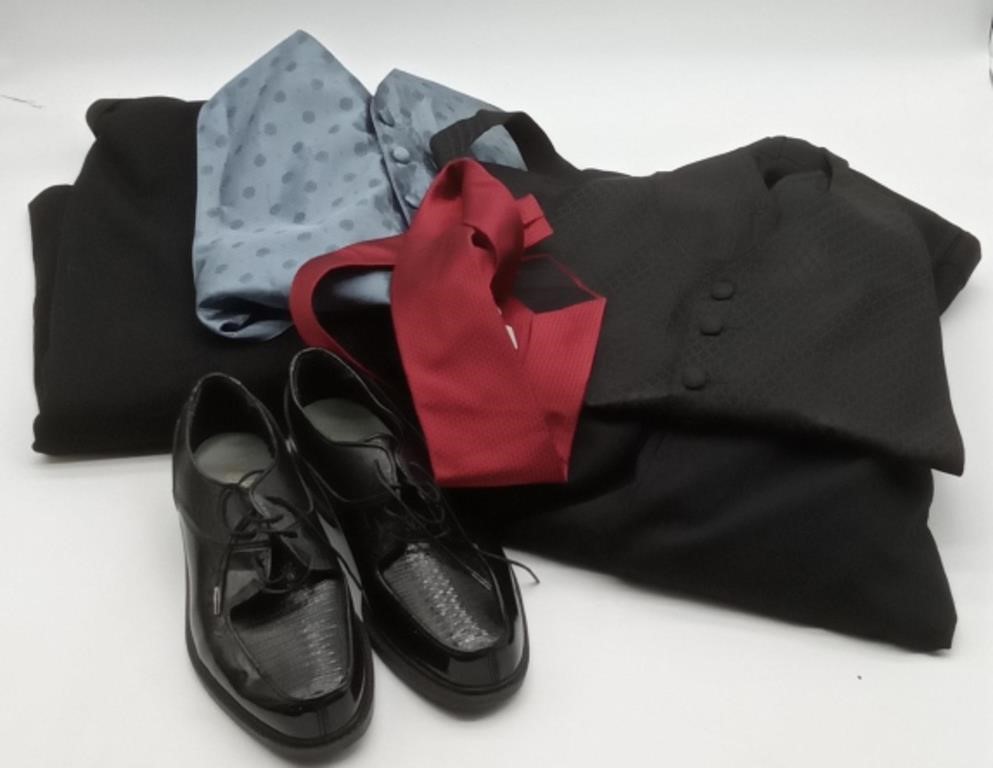 (O) Men's Dress wear including suit and best
