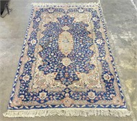 4.5 FT x 7 FT Area Rug