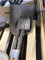 Small scoop shovel, small round point shovel