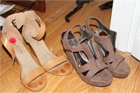 2 pairs of heels- Kenneth Cole, Carlos Santana