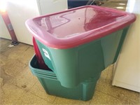 5) red & green 18gal Christmas totes