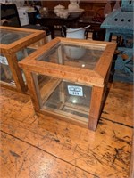 Table top glass display case