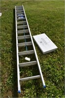 Werner 28' Aluminum Ext. Ladder w/wall standoff