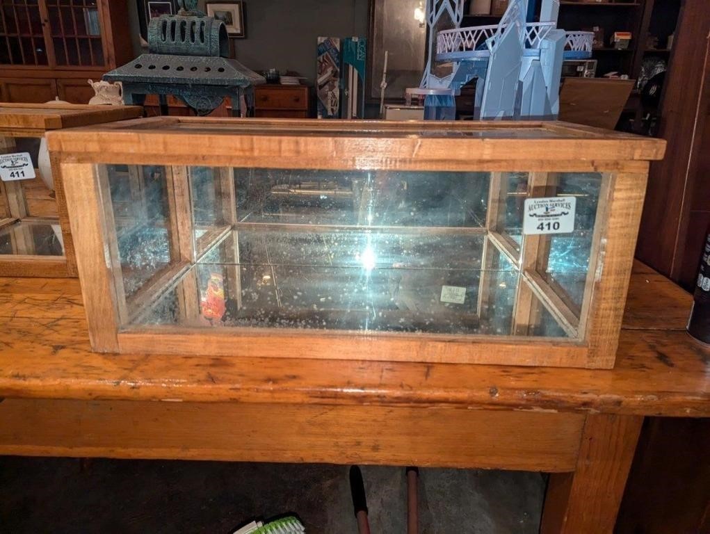 Glass Table top display case