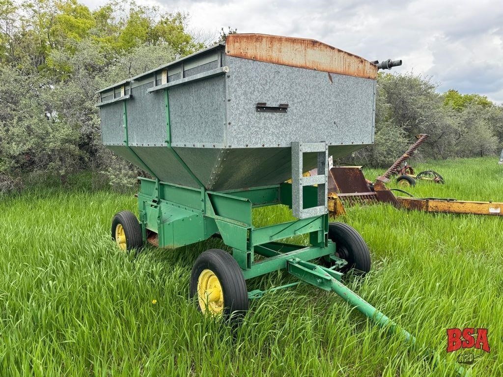 OFFSITE* 100 Bushel Hopper Tank on 4 Wheel