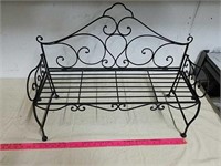 Metal bench plant holder