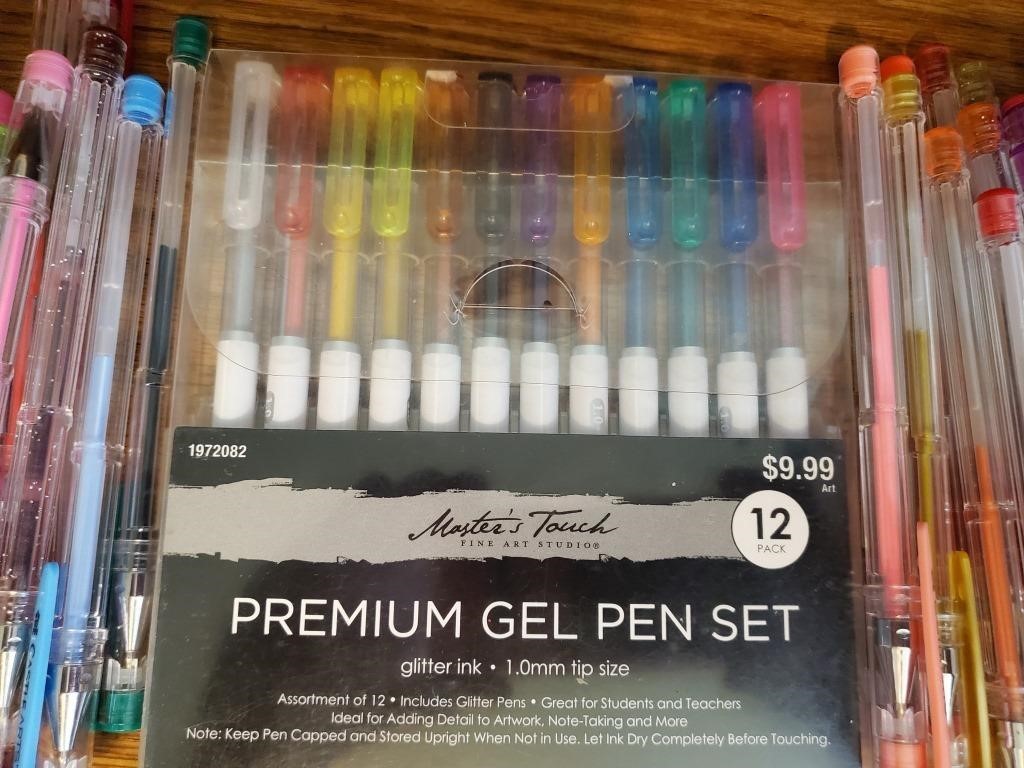 Huge Lot of Gel Pens, Colored Pens
