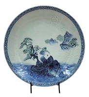 A Very Fine Antique Japanese Porcelain Charger Sig