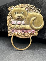 Cat brooch pin