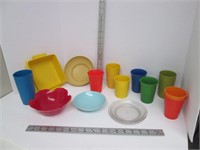 Lot of Tupperware + Other Plastic Dishware