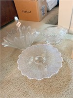 12" GLASS FEATHER BRIDES BASKET, FOOTED CAKE