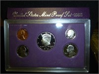 1992 US Mint Proof Coin Set & Original Box