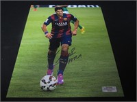 Luis Suarez Signed 8x10 Photo Heritage COA