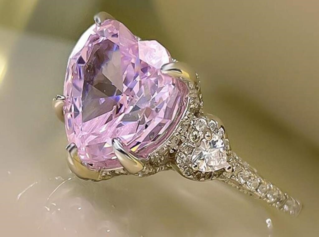 GORGEOUS STERLING 2CT PINK AMETHYST RING