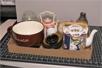 Tea pots & coffee mug