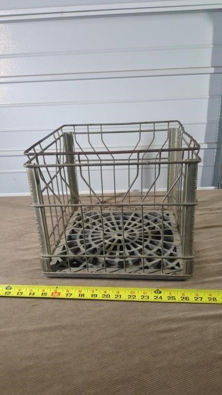 MAPLE HURST MILK CRATE