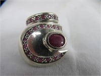 LADIES STERLING SILVER RUBY RING SIZE 7