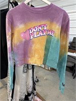 Don’t play me cropped sweatshirt size small