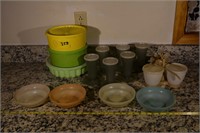 358: Assorted vintage Tupperware lot
