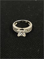 Jewelry ring 3.6g sterling size 5