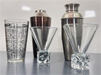 Drink Shakers, Recipe Measurement Glass, etc.