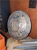 Oldsmobile hubcap