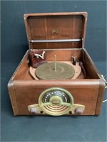 Vintage Zenith 6R886 Radio & Record Player