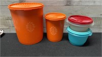 4 Piece Vintage Tupperware Containers