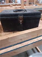 Tuffbox toolbox  17 x  9 x 9, barrel 28 x 14