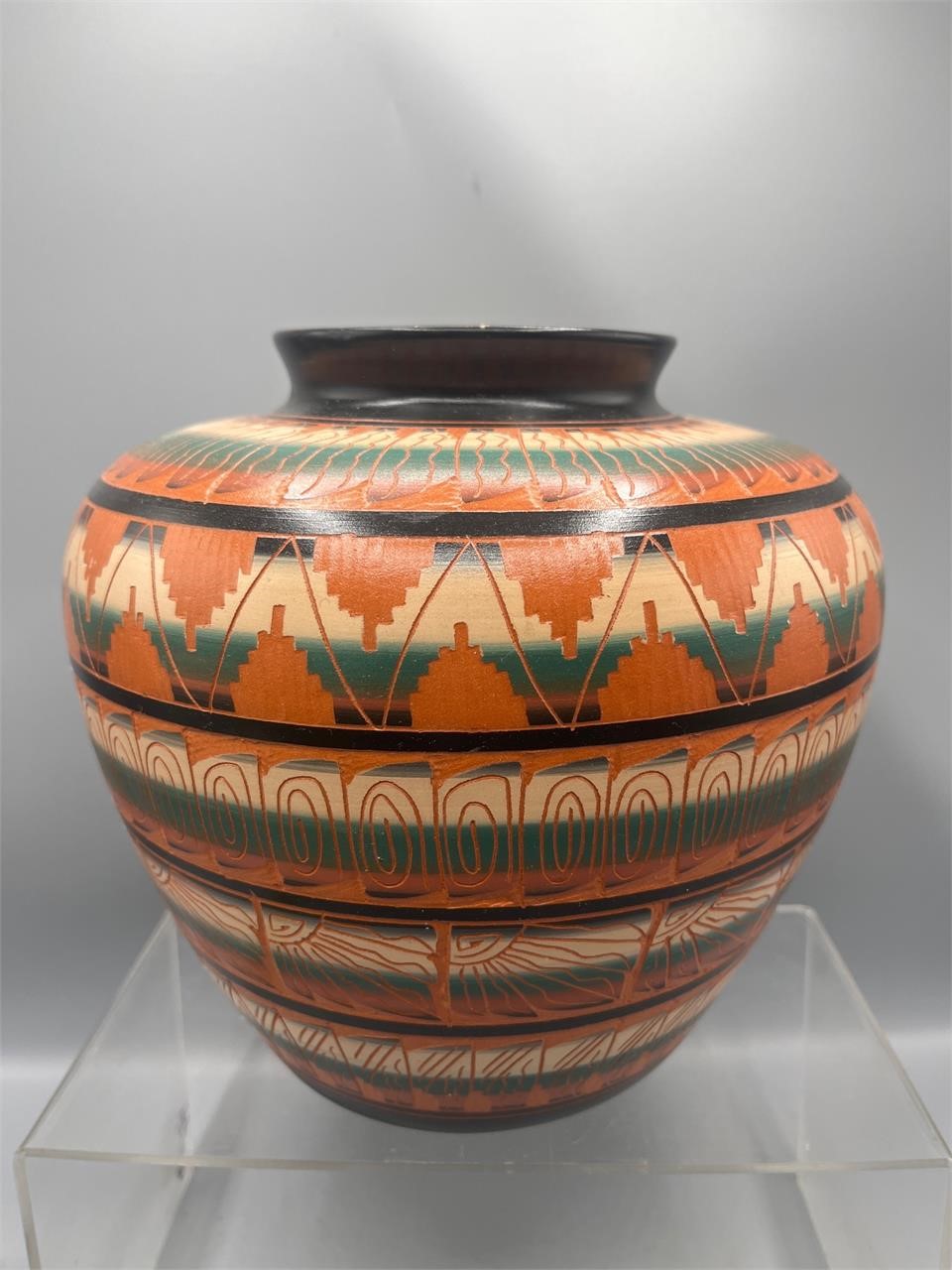 TKL Navajo pottery