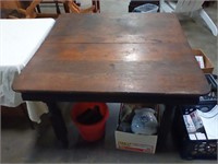 Primitive table