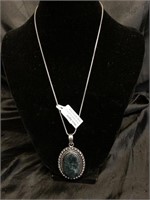 MOSS AGATE PENDANT NECKLACE / JEWELRY