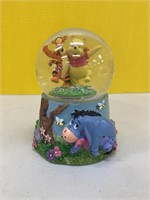 Winnie the Pooh Snow Globe