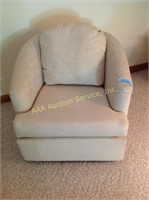 2 Side upholstered chairs