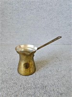 VINTAGE NO 6 BRASS POURING CUP HANDLE