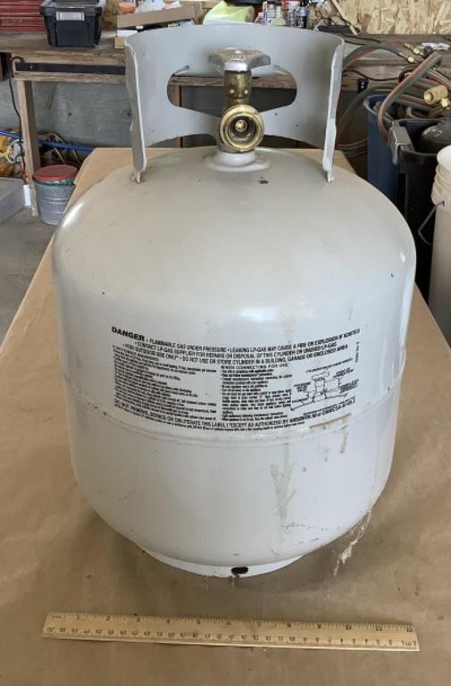 Propane tank 1/2 full