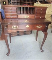 Thomasville Queen Anne Desk