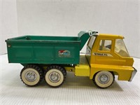 STRUTCO HYDRAULIC STEEL PRESSED DUMP TRUCK