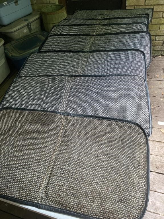 Outdoor chair pads