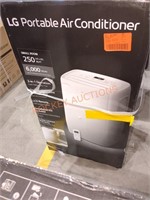 LG 6000 BTU, 250sq.ft. Air conditioner
