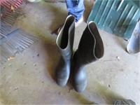 2 PAIRS OF BOOTS - SIZE 9 AND 12