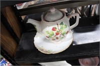 STRAWBERRY TEAPOT - PLATE