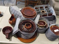 Brown stoneware mixed set w/carrying cases