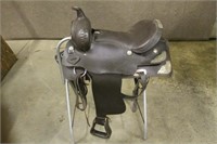 ADULT 16" SADDLE WITH CINCH