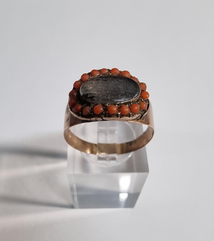 GEORGIAN 9K GOLD CORAL & FABRIC MOURNING RING