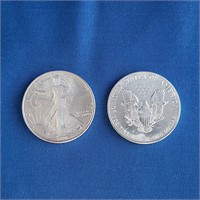 TWO UNCIRCULATED 1990 AMERICAN SILVER EAGLES .999